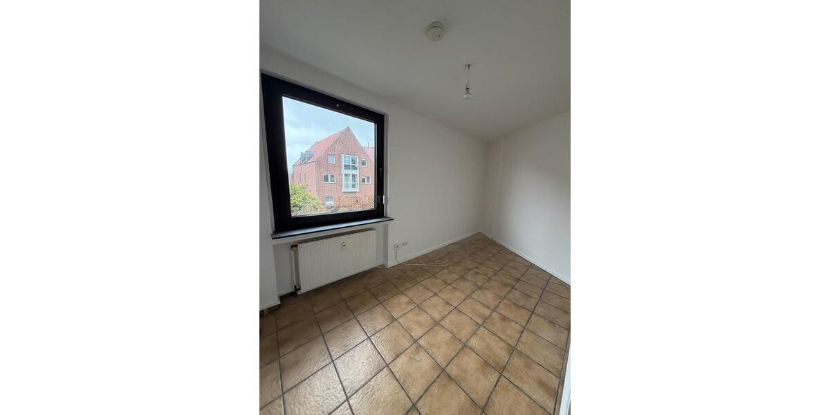 Etagenwohnung Versmold - 5 Zimmer, 140 m&sup2;, 1.600&euro; | Angebot:25944901