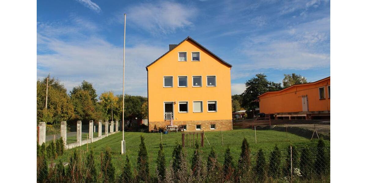 Erdgeschoßwohnung Forst (Lausitz) - 3 Zimmer, 107 m&sup2;, 610&euro; | Angebot:25339006