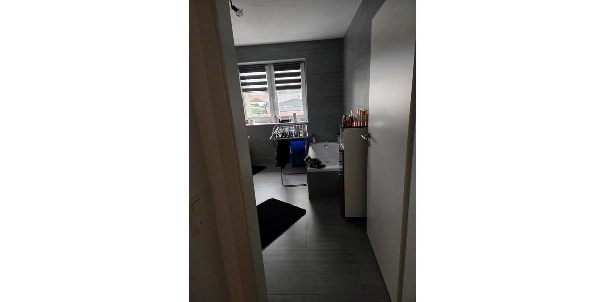 Etagenwohnung Sassenburg - 4 Zimmer, 112 m&sup2;, 1.070&euro; | Angebot:25964857