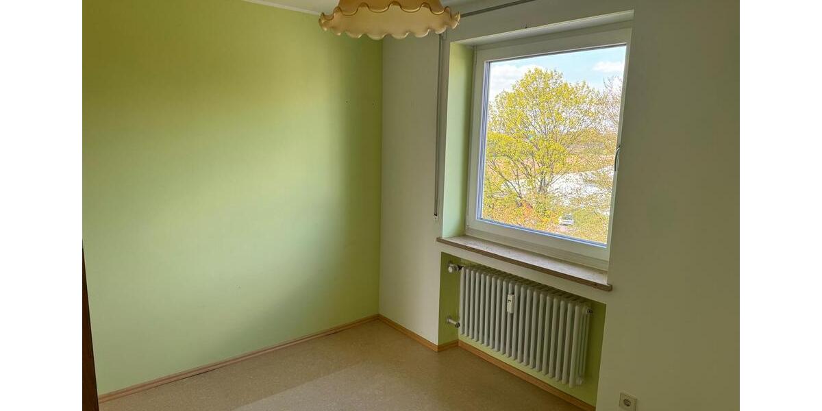 Etagenwohnung Memmingen - 3.5 Zimmer, 95 m&sup2;, 1.150&euro; | Angebot:26690709