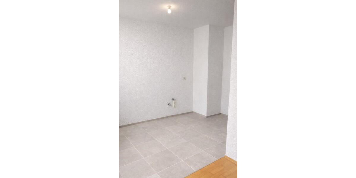 Erdgeschoßwohnung Haßloch - 2 Zimmer, 72 m&sup2;, 1.200&euro; | Angebot:25165118