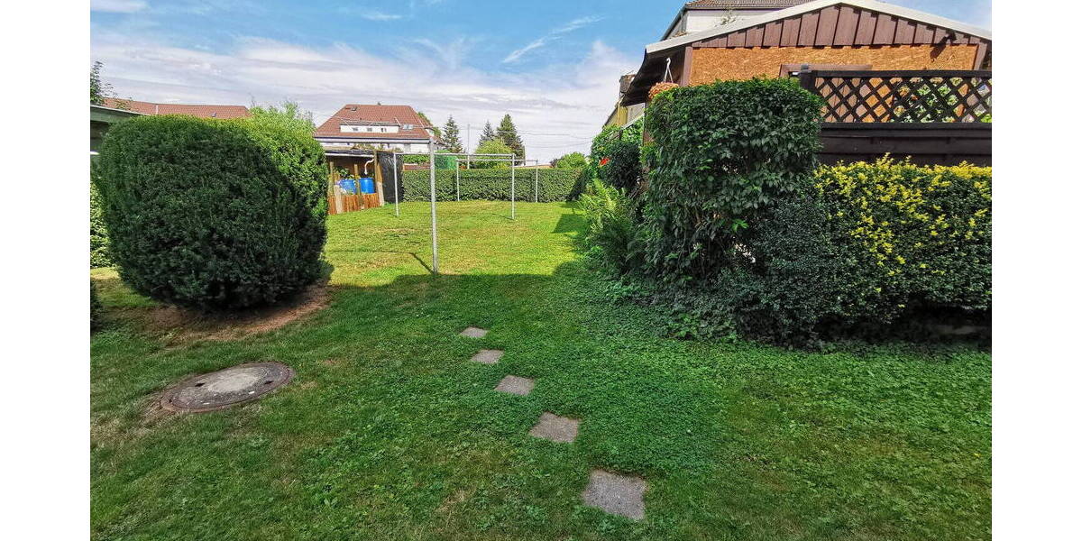 Etagenwohnung Oberlungwitz - 2 Zimmer, 55 m&sup2;, 260&euro; | Angebot:25984606