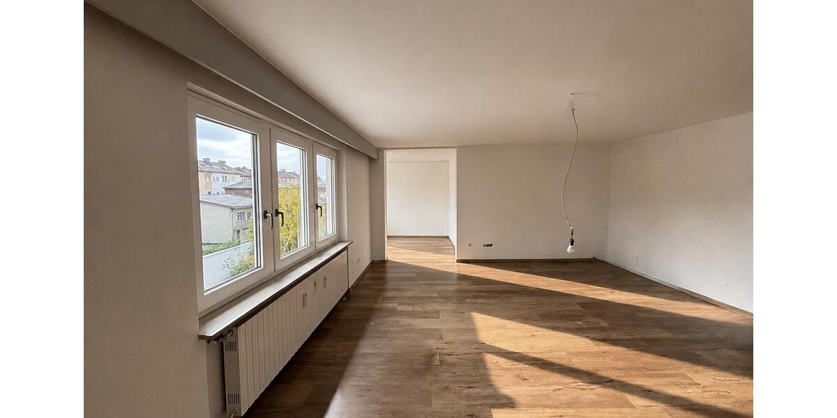 Etagenwohnung Marktredwitz - 3.5 Zimmer, 130 m&sup2;, 900&euro; | Angebot:26661522