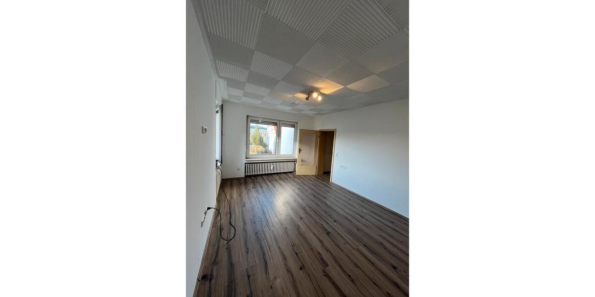 Erdgeschoßwohnung Bad Hersfeld - 3.5 Zimmer, 76 m&sup2;, 800&euro; | Angebot:26433817