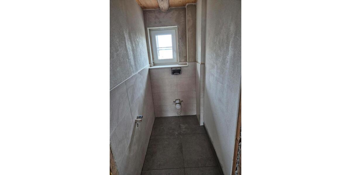 Etagenwohnung Mengen - 3.5 Zimmer, 120 m&sup2;, 1.100&euro; | Angebot:26317423