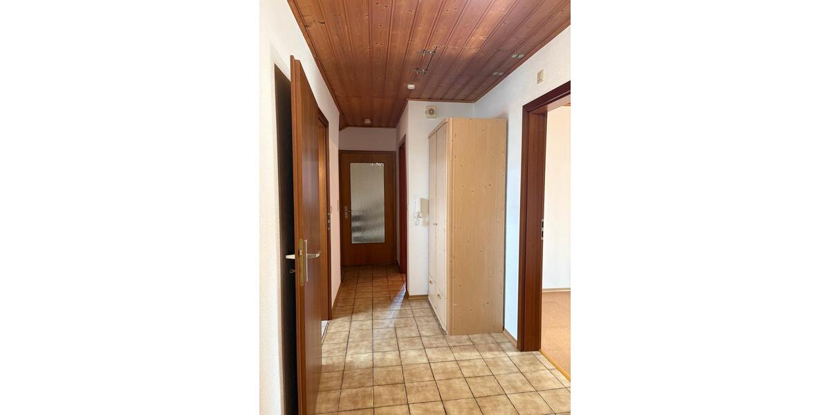 Dachgeschoßwohnung Wemding - 3 Zimmer, 65 m&sup2;, 700&euro; | Angebot:25932542