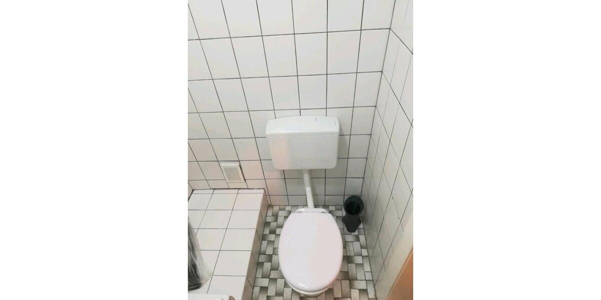 Erdgeschoßwohnung Essen Stadtbezirk III - 1 Zimmer, 25 m&sup2;, 400&euro; | Angebot:26688547
