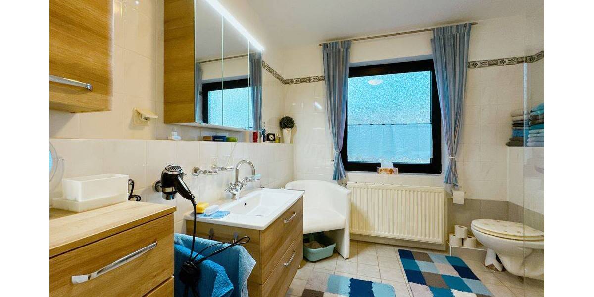Reihenmittelhaus Bielefeld / Gellershagen Innenstadt - 4 Zimmer, 120 m&sup2;, 1.200&euro; | Angebot:26825085