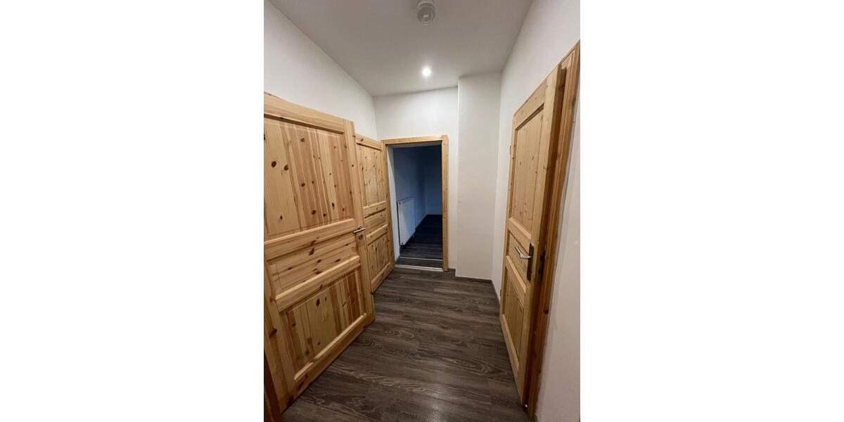 Etagenwohnung Burg - 5 Zimmer, 115 m&sup2;, 720&euro; | Angebot:23580596