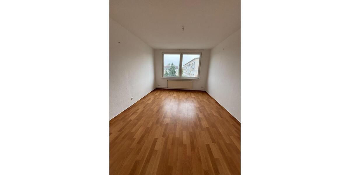 Etagenwohnung Grabow - 4 Zimmer, 74 m&sup2;, 480&euro; | Angebot:24148900
