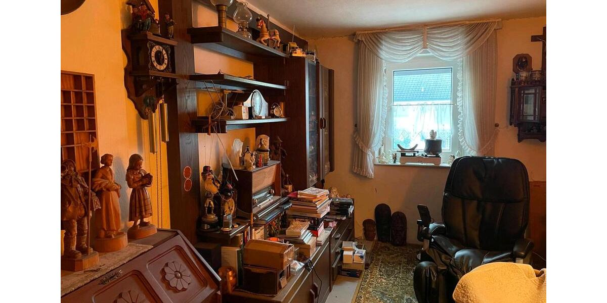 Einfamilienhaus Nördlingen - 8 Zimmer, 180 m&sup2;, 1.350&euro; | Angebot:26252324