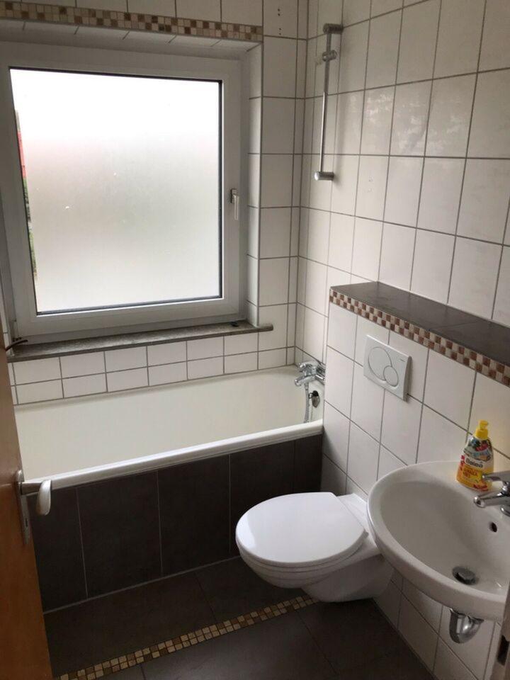 3 Zimmer Wohnung, Balkon u. Garten, Einbauküche,Tageslichtbad- G zimmer