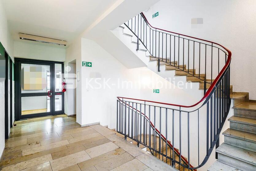 Funktionale Büroflächen in verkehrsgünstiger Lage von Bonn. zimmer