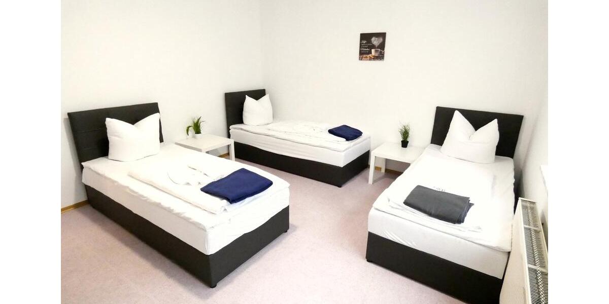 Etagenwohnung Amberg - 5 Zimmer, 140 m&sup2;, 130&euro; | Angebot:13488779