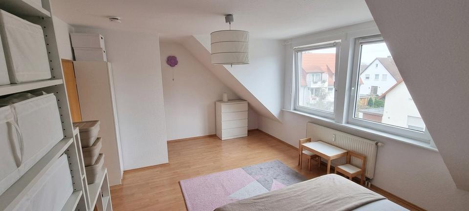 Dachgeschoßwohnung Rosdorf - 3 Zimmer, 81 m&sup2;, 770&euro; | Angebot:26338456