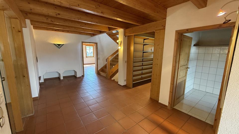 Einfamilienhaus Wangen - 6.5 Zimmer, 212 m&sup2;, 2.250&euro; | Angebot:26560284