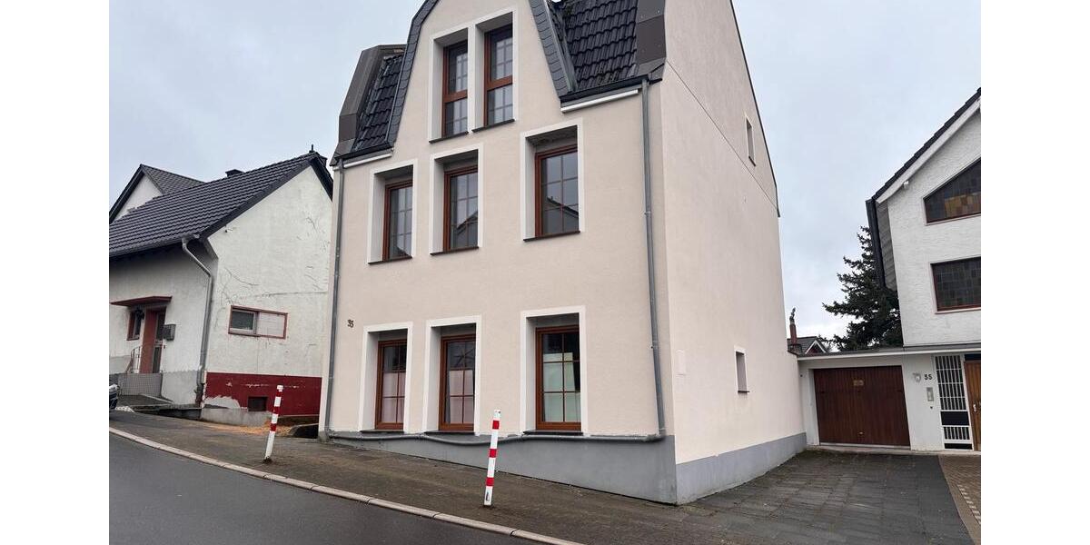 Etagenwohnung Bonn Hardtberg - 4 Zimmer, 50 m&sup2;, 695&euro; | Angebot:25017811