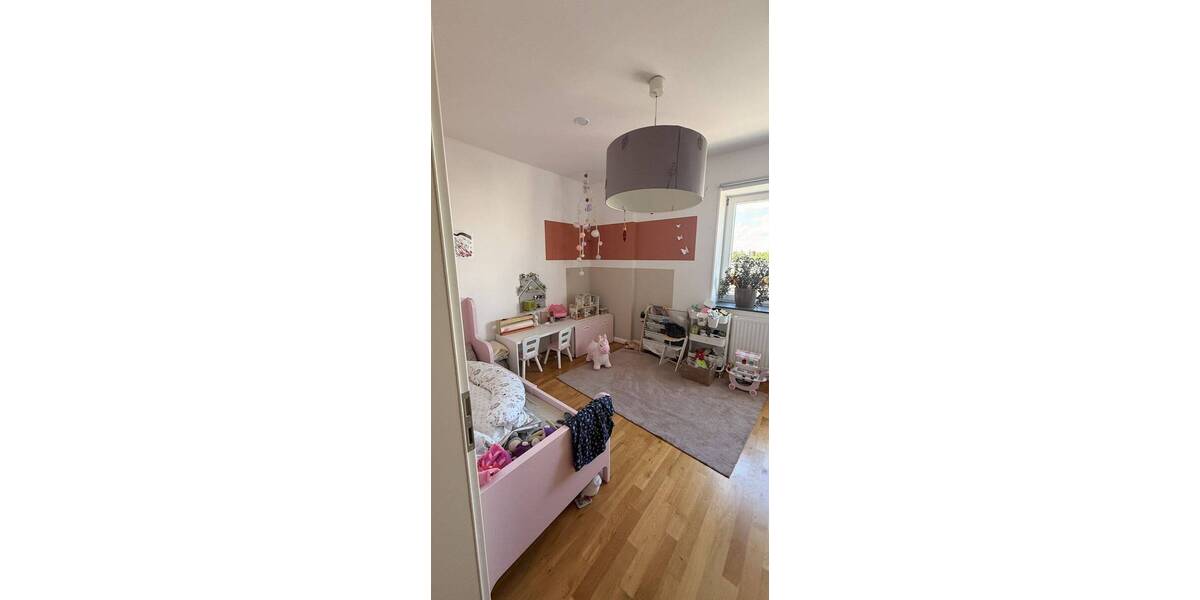 Etagenwohnung Markranstädt Quesitz - 5 Zimmer, 134 m&sup2;, 1.300&euro; | Angebot:26763989