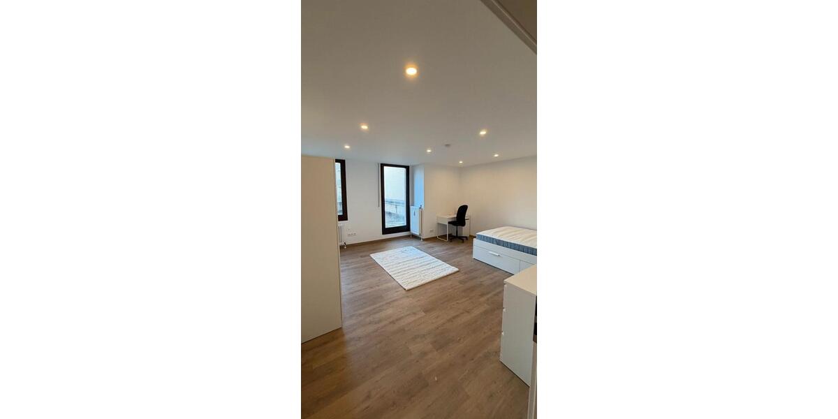 Wohnen auf Zeit Nürnberg Hasenbuck - 4 Zimmer, 121 m&sup2;, 495&euro; | Angebot:26275092