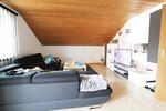 Dachgeschoßwohnung Hohenlinden - 3.5 Zimmer, 90 m&sup2;, 1.000&euro; | Angebot:26546183