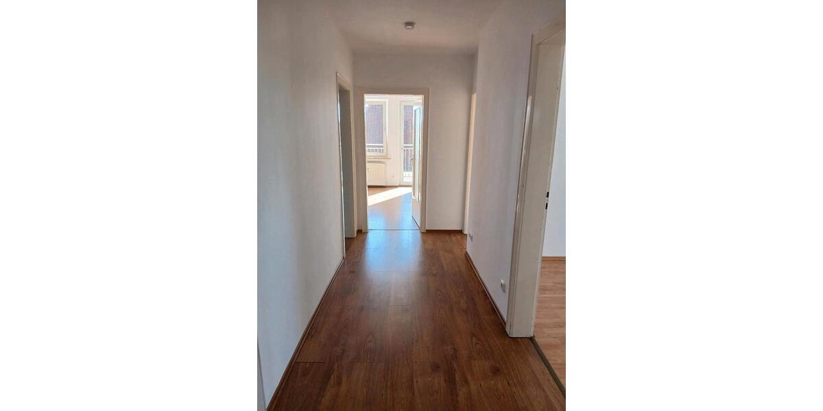 Wohnen auf Zeit Rinteln - 3 Zimmer, 13 m&sup2;, 450&euro; | Angebot:26234830