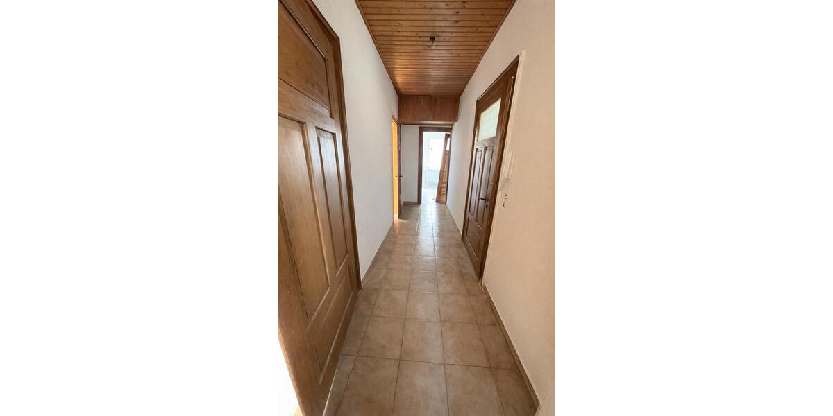 Etagenwohnung Gotha - 4 Zimmer, 75 m&sup2;, 700&euro; | Angebot:25233272