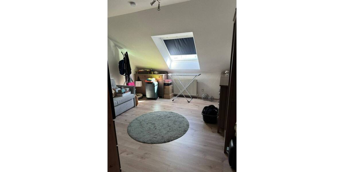 Etagenwohnung Heßdorf - 3 Zimmer, 89 m&sup2;, 890&euro; | Angebot:23852401