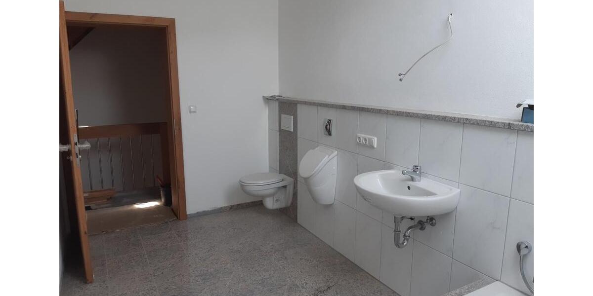 Etagenwohnung Wegscheid - 5 Zimmer, 1.650&euro; | Angebot:23510840