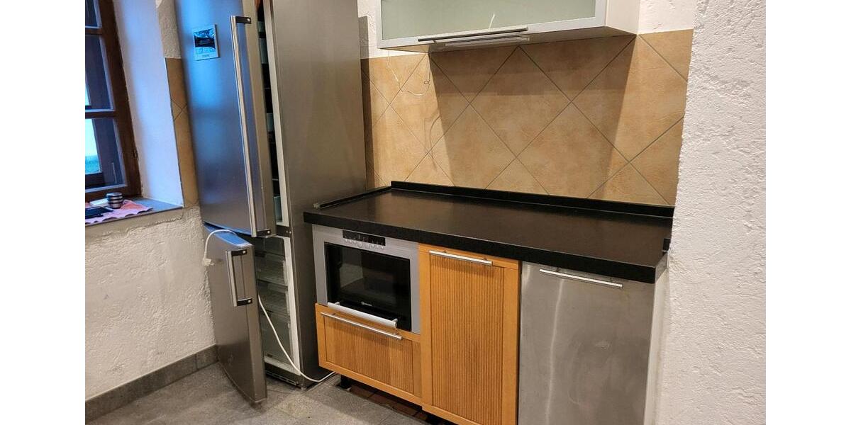Etagenwohnung Weilheim in Oberbayern - 8 Zimmer, 305 m&sup2;, 3.200&euro; | Angebot:26478235