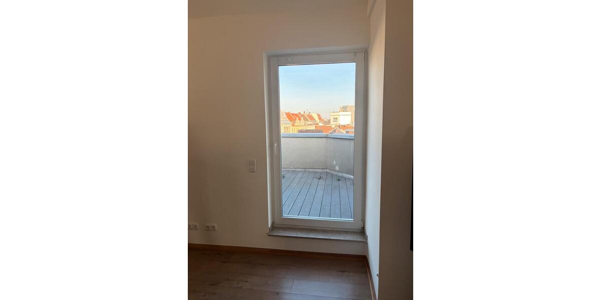 Einfamilienhaus Köln Innenstadt - 3.5 Zimmer, 150 m&sup2;, 2.702&euro; | Angebot:24590787