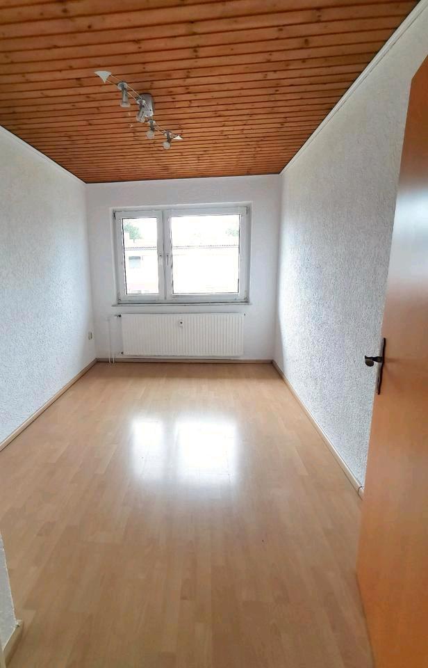 Helle 4-Zimmer-Wohnung in Hanau-KleinAuheim zu vermieten