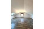 Dachgeschoßwohnung Oberderdingen - 2 Zimmer, 78 m&sup2;, 800&euro; | Angebot:26693299