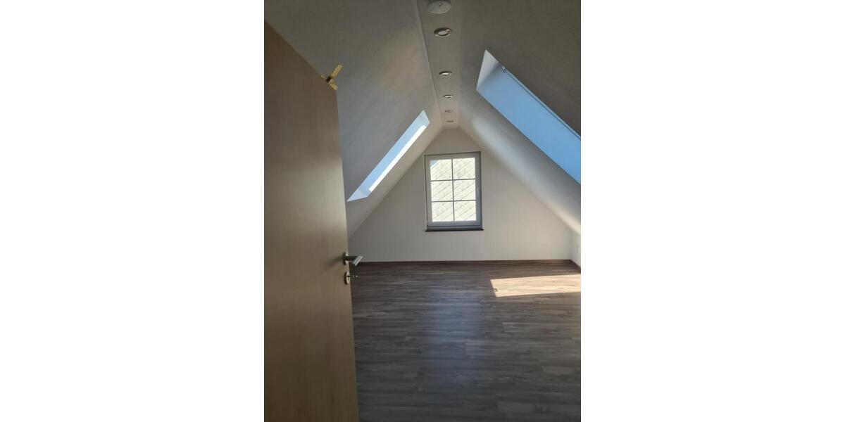 Maisonettenwohnung Sebnitz - 4 Zimmer, 87 m&sup2;, 599&euro; | Angebot:26688580