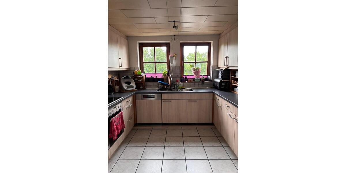 Etagenwohnung Schallstadt - 5 Zimmer, 185 m&sup2;, 2.450&euro; | Angebot:26615326