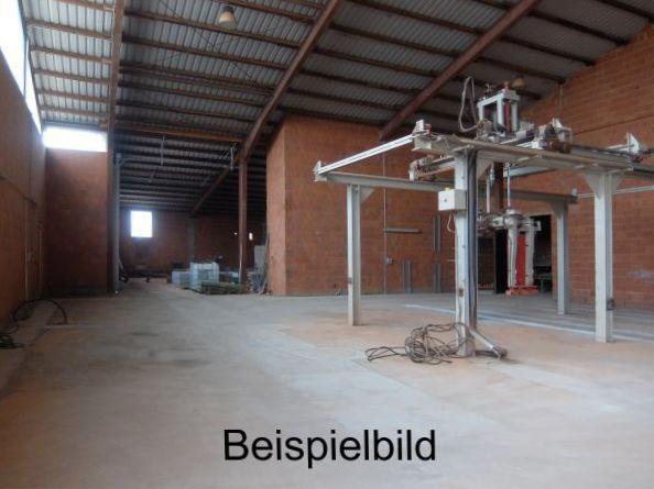 VH3378H1e Hallen-, Büro- und Freifläche bei Siegenburg zimmer