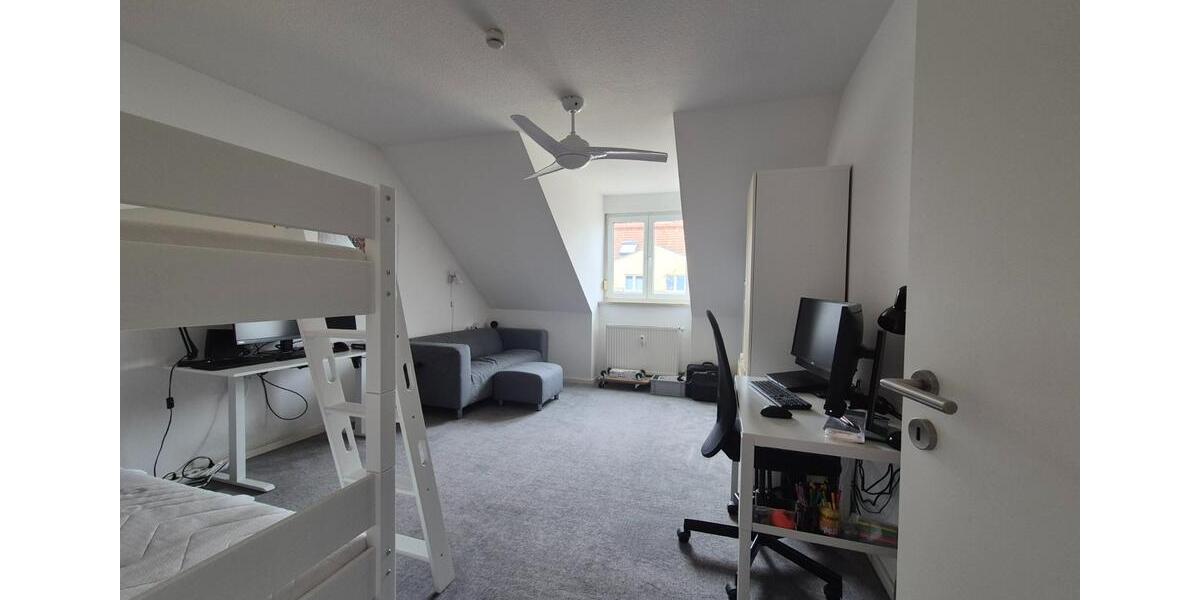 Etagenwohnung Ebensfeld - 3 Zimmer, 75 m&sup2;, 800&euro; | Angebot:25882978
