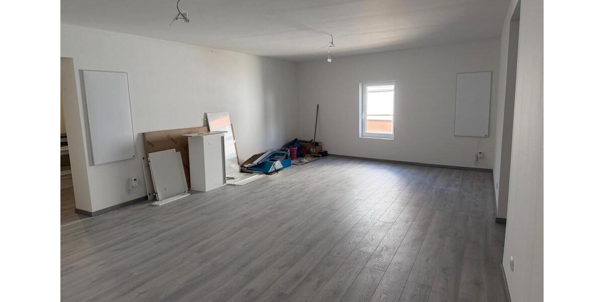 Etagenwohnung Hungen - 3 Zimmer, 94 m&sup2;, 850&euro; | Angebot:26703800
