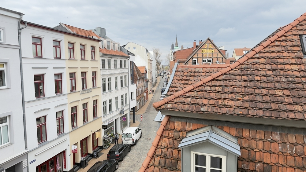 Hier fängst Du morgens mit einem echten Stadtbild an - Schelfstadt - Altstadt - 2. OG - Etagenwohnung Schwerin Schelfstadt | Angebot:26178951