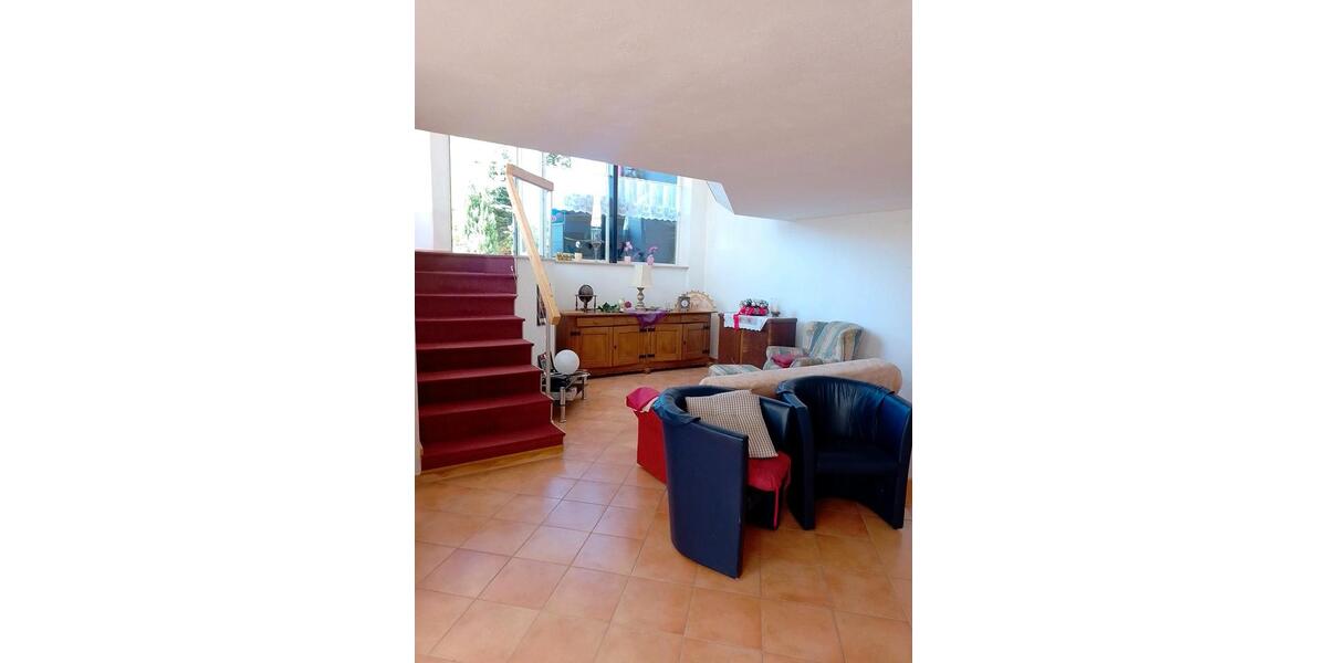 Erdgeschoßwohnung Kaufbeuren - 5 Zimmer, 180 m&sup2;, 1.690&euro; | Angebot:26678784