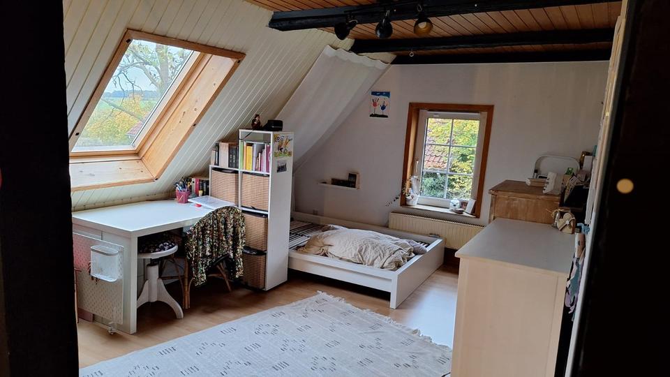 Dachgeschoßwohnung Edemissen - 2 Zimmer, 56 m&sup2;, 410&euro; | Angebot:23198748