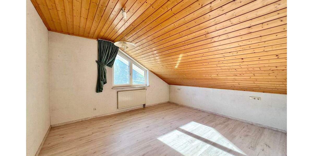 Helle 3 Zimmerwohnung mit Blick ins 