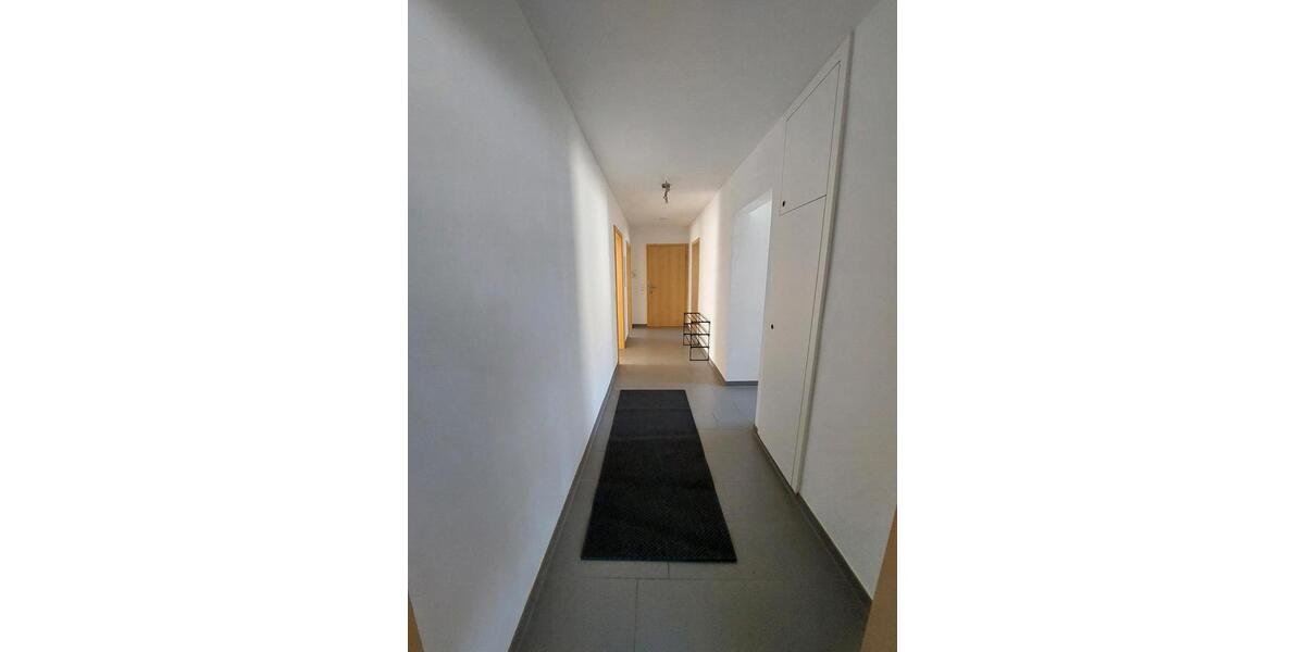 Etagenwohnung Ulm Donautal - 4 Zimmer, 95 m&sup2;, 1.470&euro; | Angebot:26258571