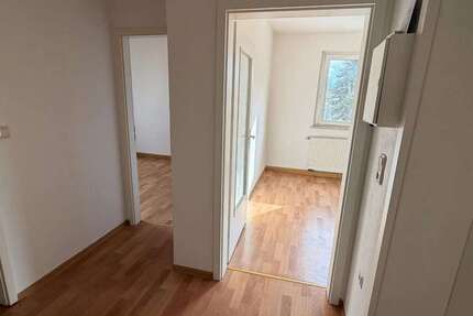 Wohnung Plauen Hofer Vorstadt - 2 Zimmer, 52 m&sup2;, 315&euro; | Angebot:27447506