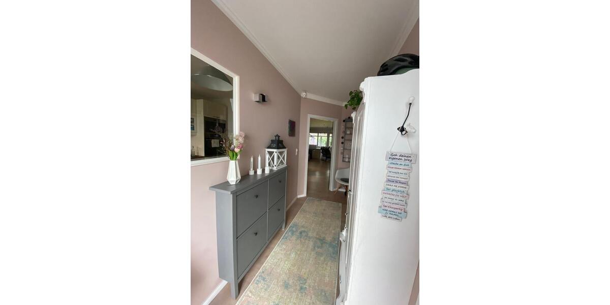 Haus mit Garten möbliert - bis Ende 2026 (20 min bis Düsseldorf) 4 zimmer