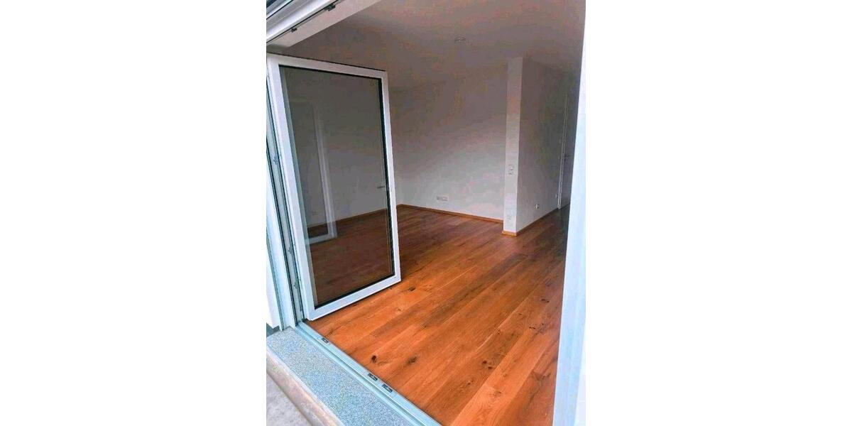 Etagenwohnung Cham - 2 Zimmer, 50 m&sup2;, 680&euro; | Angebot:25293824