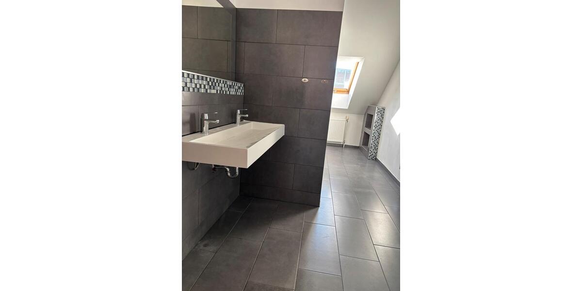 Dachgeschoßwohnung Braunschweig Östliches Ringgebiet - 3 Zimmer, 72 m&sup2;, 770&euro; | Angebot:26061640