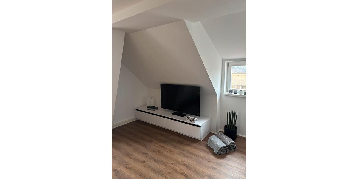 Etagenwohnung Meißen - 2 Zimmer, 28 m&sup2;, 530&euro; | Angebot:26505897