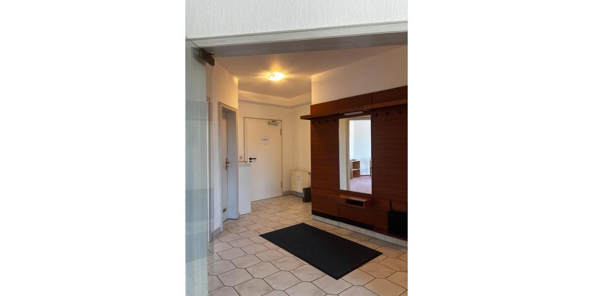 Erdgeschoßwohnung Wissen - 1 Zimmer, 97 m&sup2;, 700&euro; | Angebot:25994776