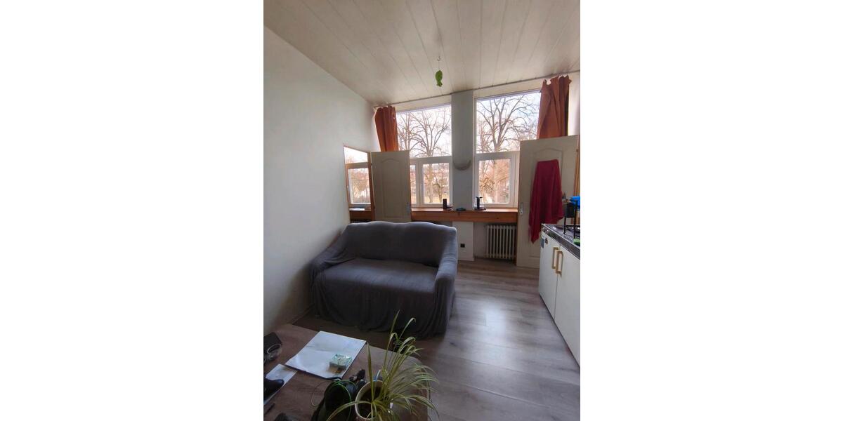 1-Zimmer-Wohnung in Ebersbach ab 01.03. 580€ warm 1 zimmer