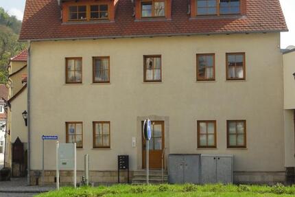 Wohnung Freyburg (Unstrut) - 2 Zimmer, 52 m&sup2;, 325&euro; | Angebot:25053399